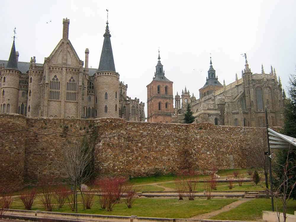 Astorga y el Palacio Episcopal de Gaudí