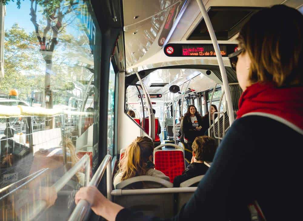 bus 46 es la forma más barata de ir desde el aeropuerto a Barcelona pero la más lenta