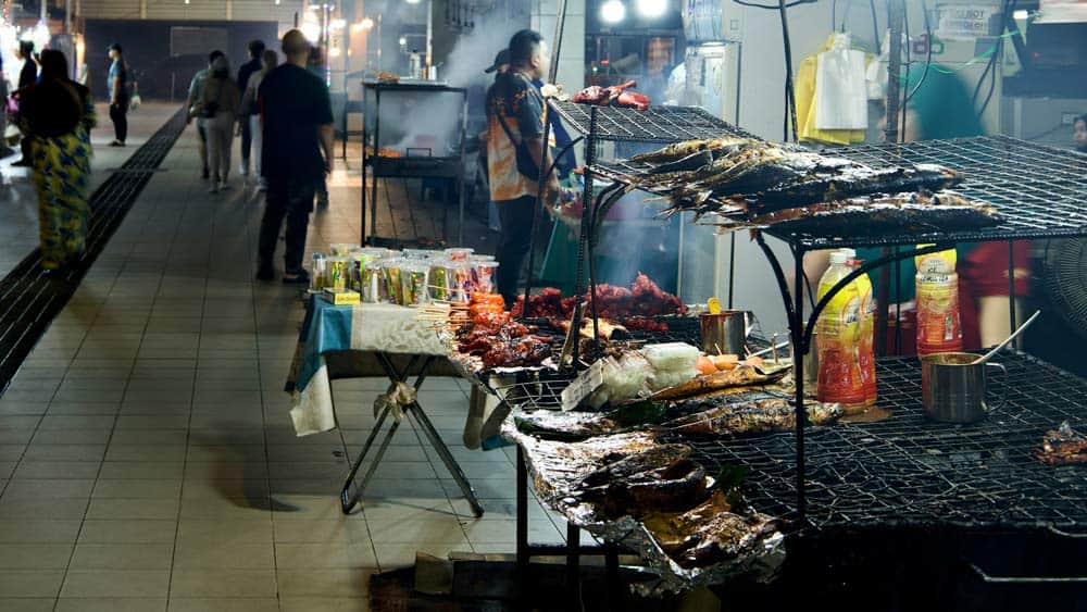 mercado nocturno de Brunéi