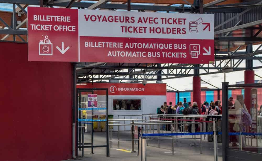 Bus del aeropuerto de Beauvais al centro de París