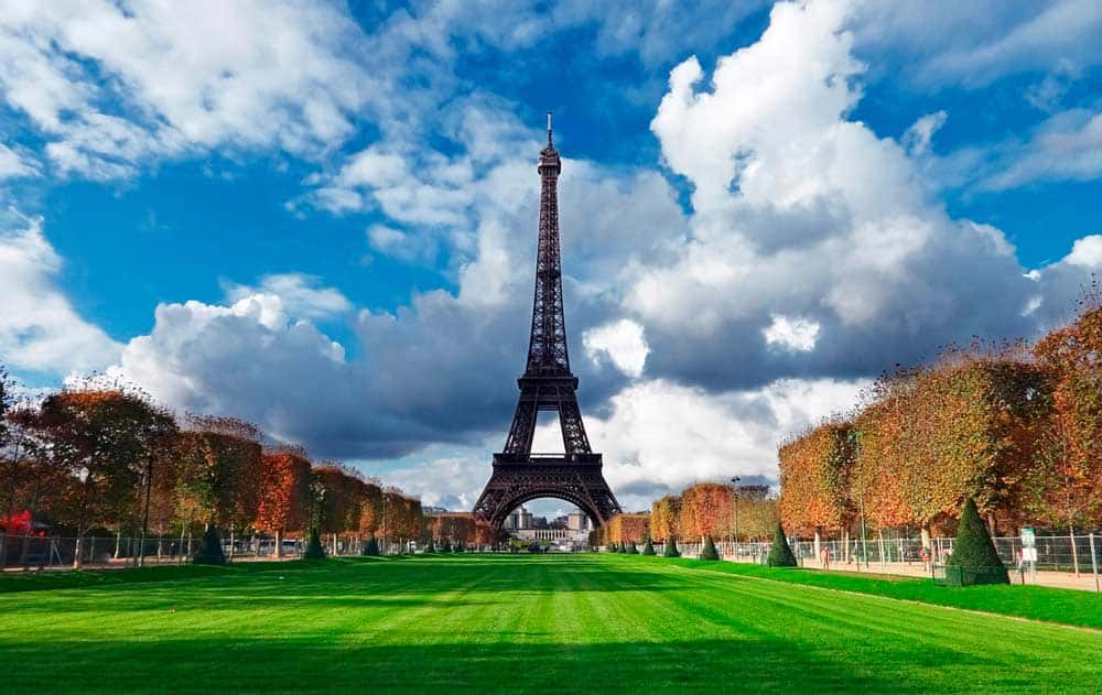 Qué seguro contratar para viajar a París